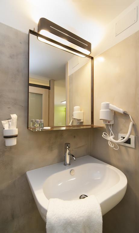 Casa Maria Otel Salerno Oda fotoğraf